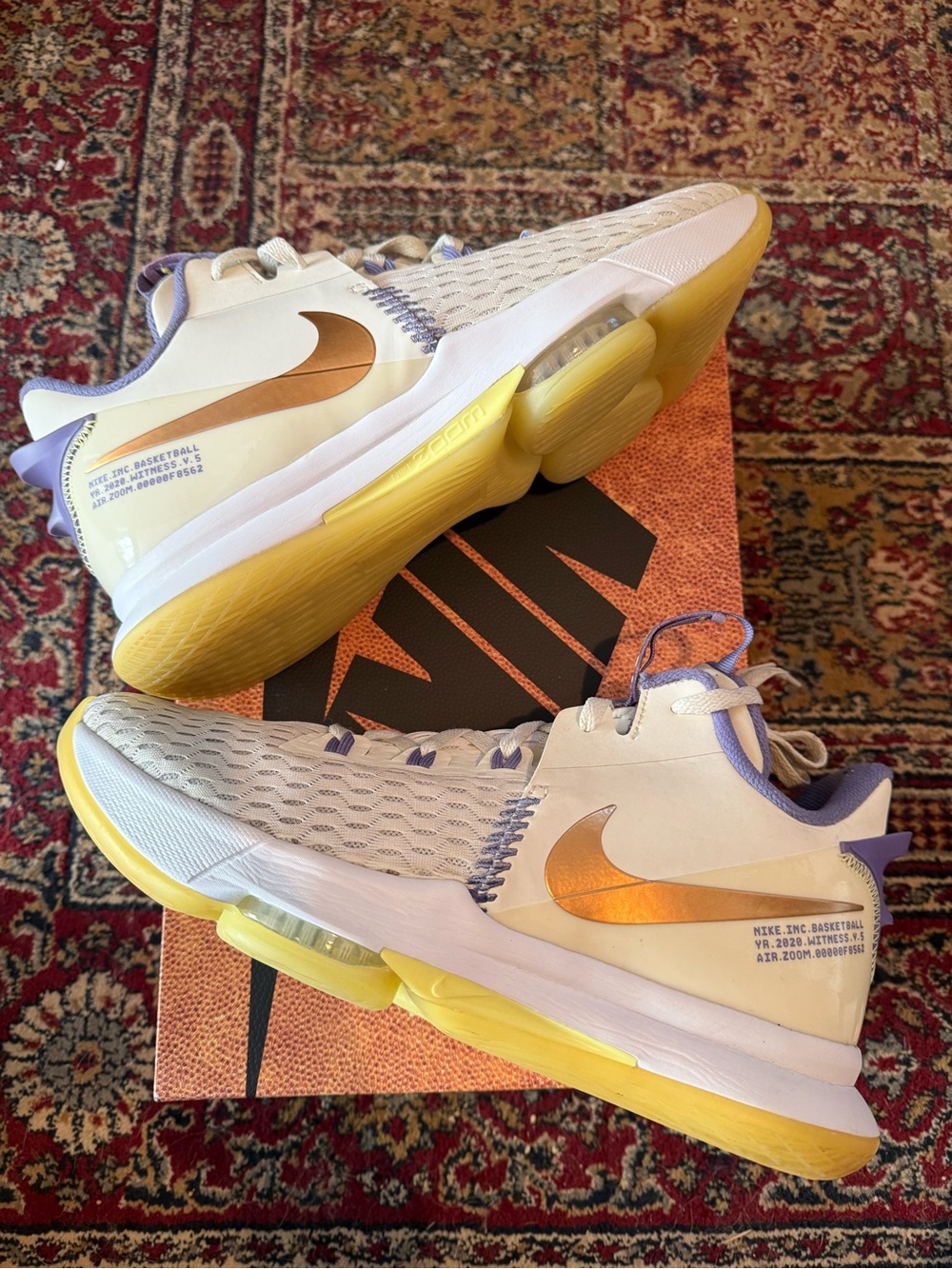 Nike Lebron Witness 5 Summit White Metallic Bronze
